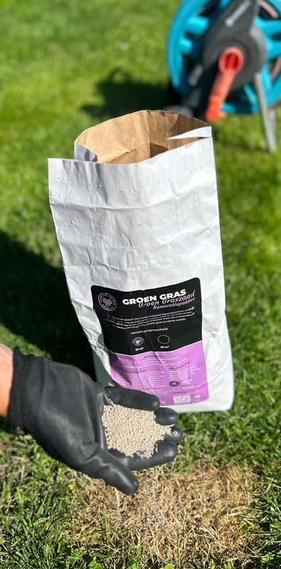 Bruine plekken in gras